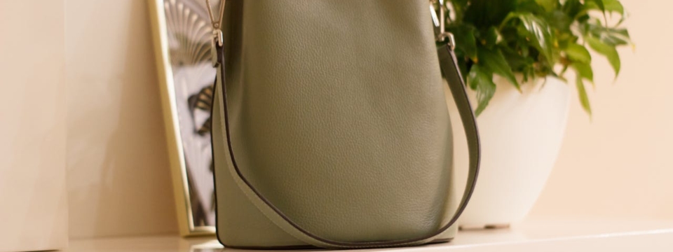 Fashion Meets Function: Best Handbags for Moms in Arizona